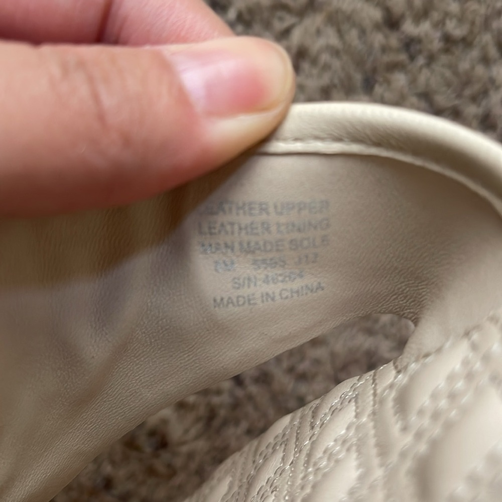 Tory Burch Quilted Cream Sandals 8M - Picture 7 of 9
